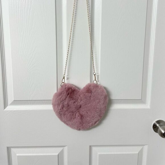 Handbags - Fluffy Heart-Shaped Shoulder Bag – Soft Pink Faux Fur Purse